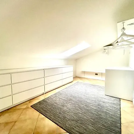 Domus - Ampia Moderna Casa Su 2 Piani Nel Cuore Di *