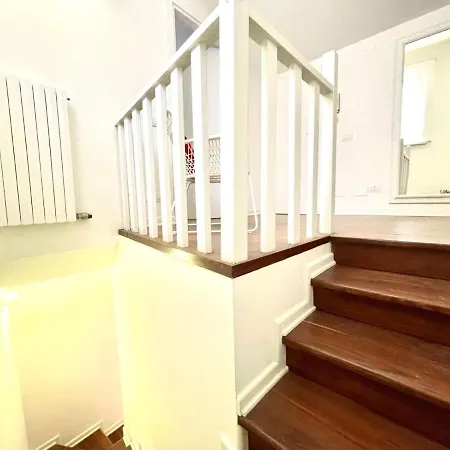 Domus - Ampia Moderna Casa Su 2 Piani Nel Cuore Di *