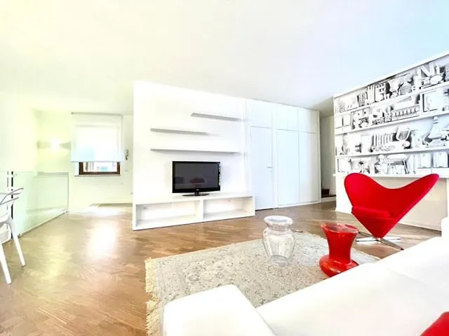 Domus - Ampia Moderna Casa Su 2 Piani Nel Cuore Di Διαμέρισμα