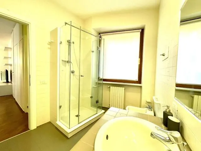 Διαμέρισμα Domus - Ampia Moderna Casa Su 2 Piani Nel Cuore Di *