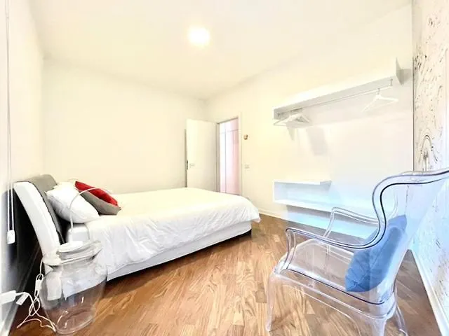 Διαμέρισμα Domus - Ampia Moderna Casa Su 2 Piani Nel Cuore Di *