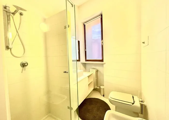 Domus - Ampia Moderna Casa Su 2 Piani Nel Cuore Di *