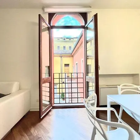 Apartment Domus - Ampia Moderna Casa Su 2 Piani Nel Cuore Di *